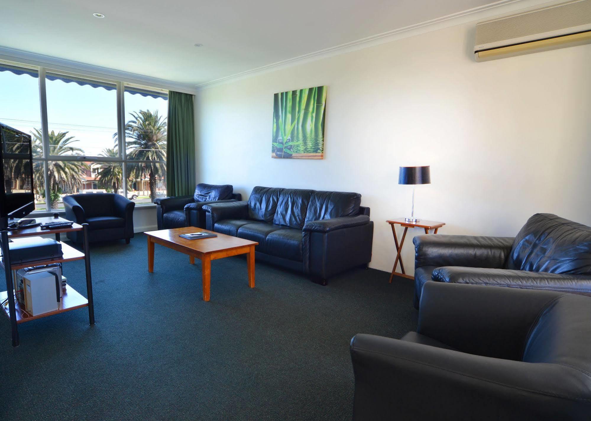 Alexander Motor Inn Melbourne Buitenkant foto