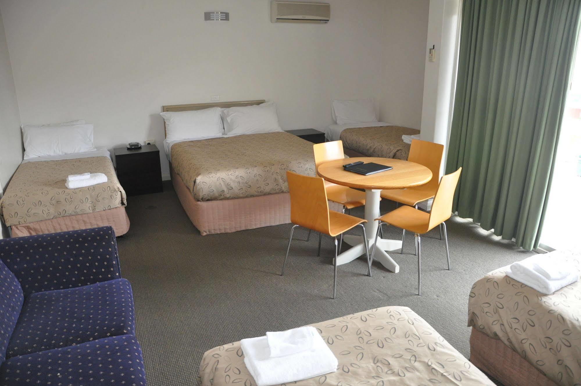 Alexander Motor Inn Melbourne Buitenkant foto