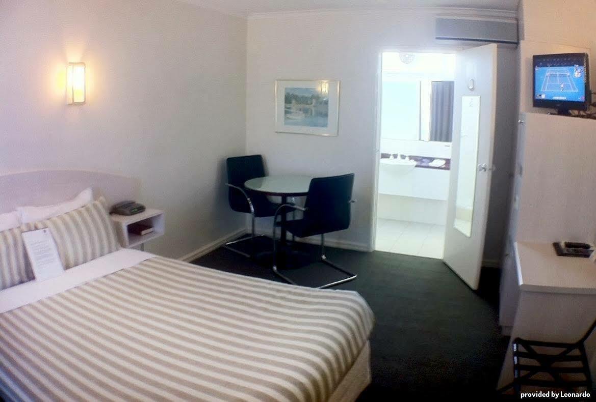 Alexander Motor Inn Melbourne Buitenkant foto